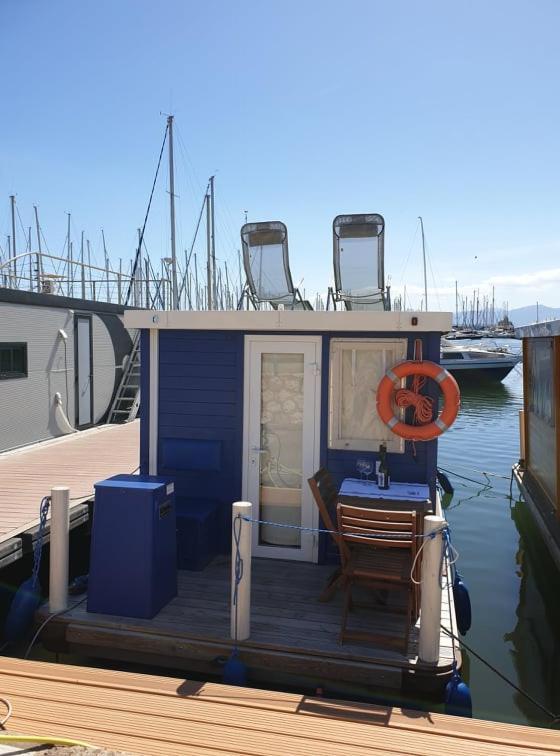 Houseboat Cagliari Hotell Exteriör bild